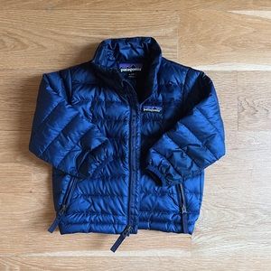 Patagonia Down Sweater Jacket in Navy